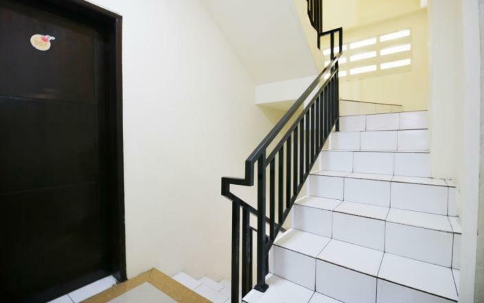 Hotel Kamar Keluarga Mangga Besar Jakarta Exterior foto