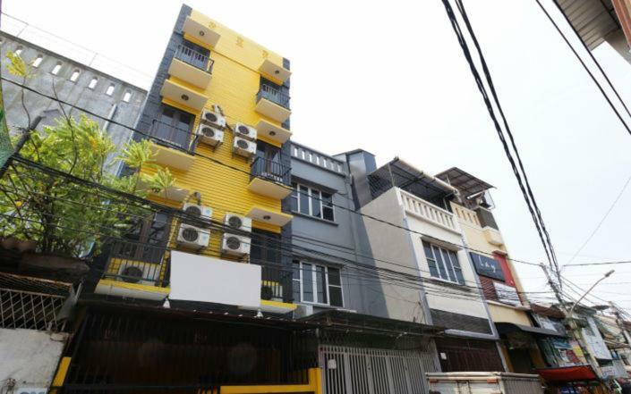 Hotel Kamar Keluarga Mangga Besar Jakarta Exterior foto